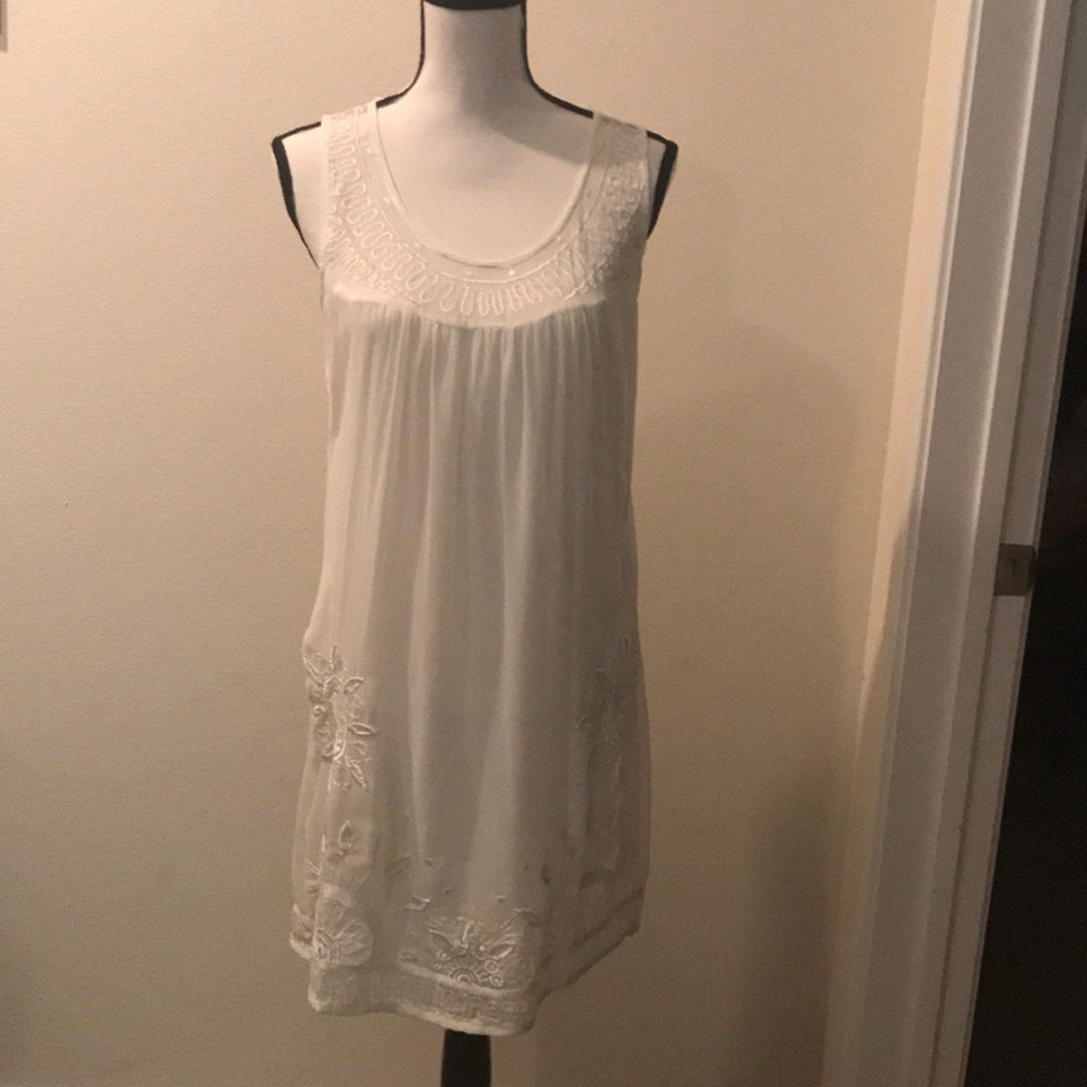 White dress size S